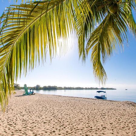 Апартаменты Khalkob'S Estate Placencia Экстерьер фото