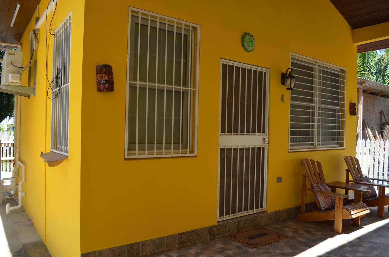 Апартаменты Khalkob'S Estate Placencia Экстерьер фото