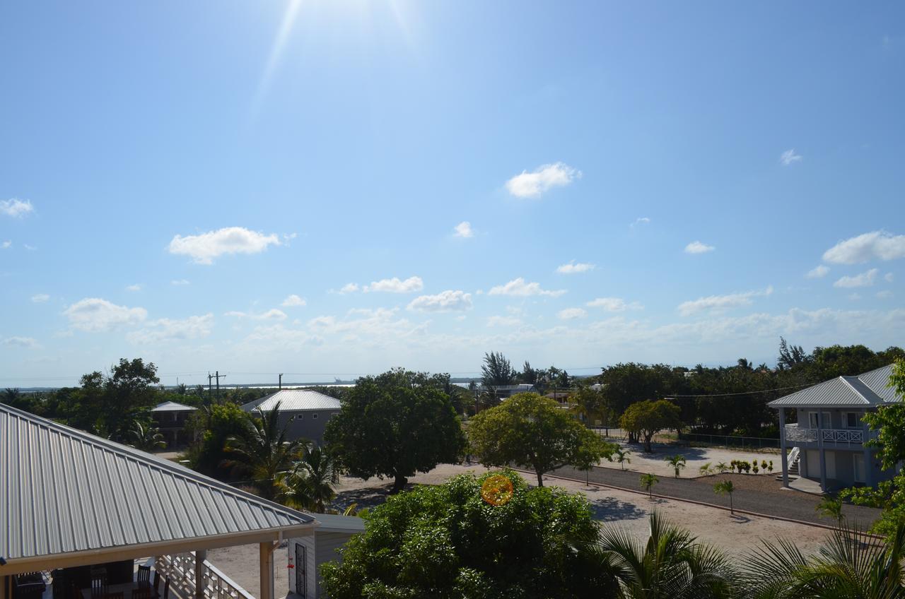 Апартаменты Khalkob'S Estate Placencia Экстерьер фото