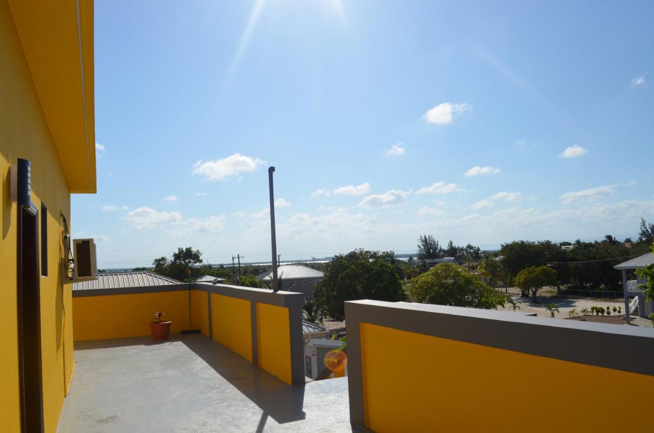 Апартаменты Khalkob'S Estate Placencia Экстерьер фото